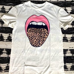 Graphic tee